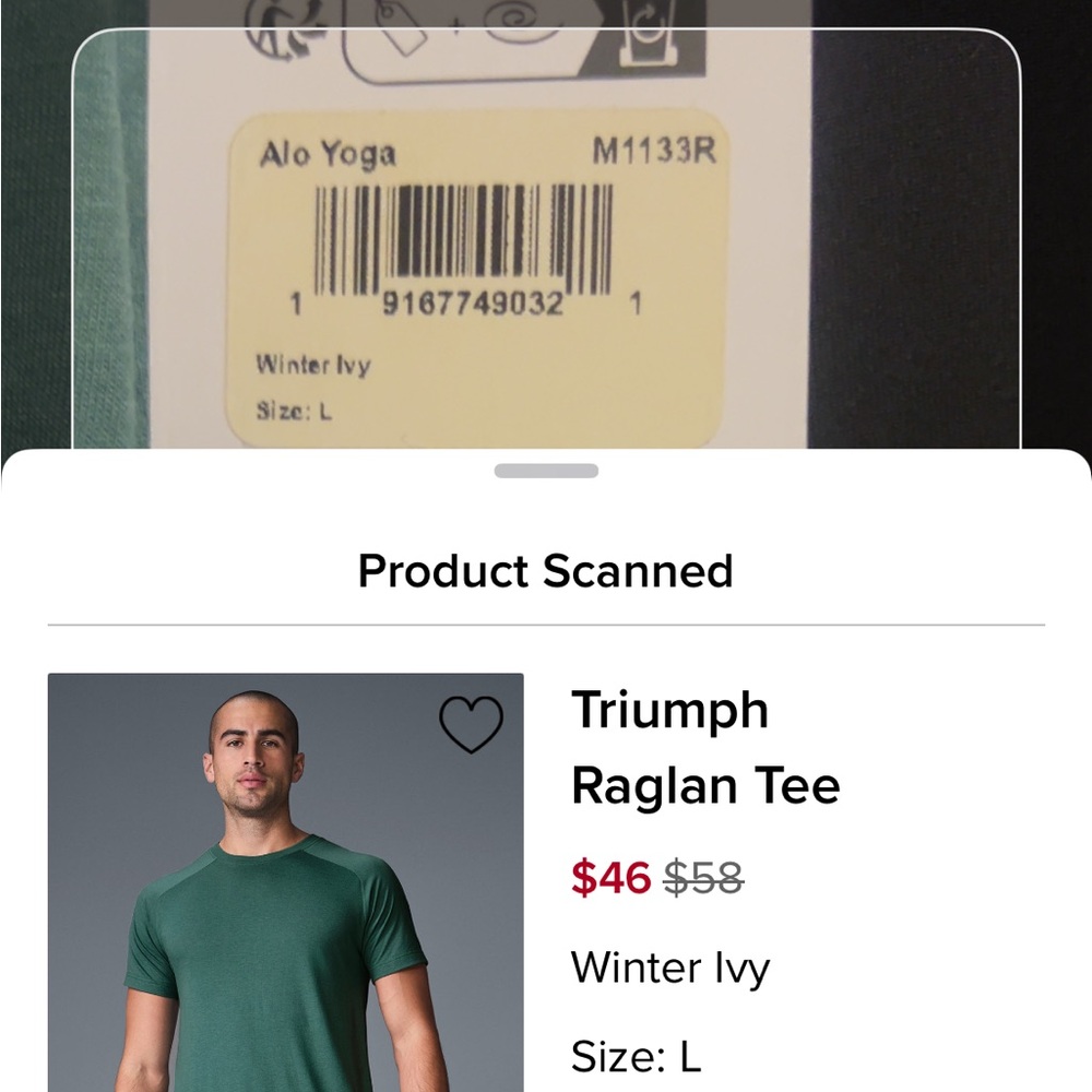 ALO Yoga Winter Ivy Triumph Raglan Tee - Green
